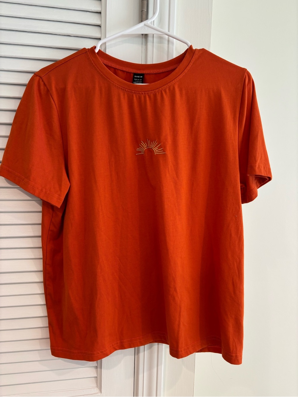 SHEIN Bright Orange Short Sleeve Tee with Sun Stitch - Picture 1 of 4
